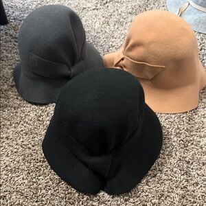 Stylish Women's Cloche Hats - Black and Gray